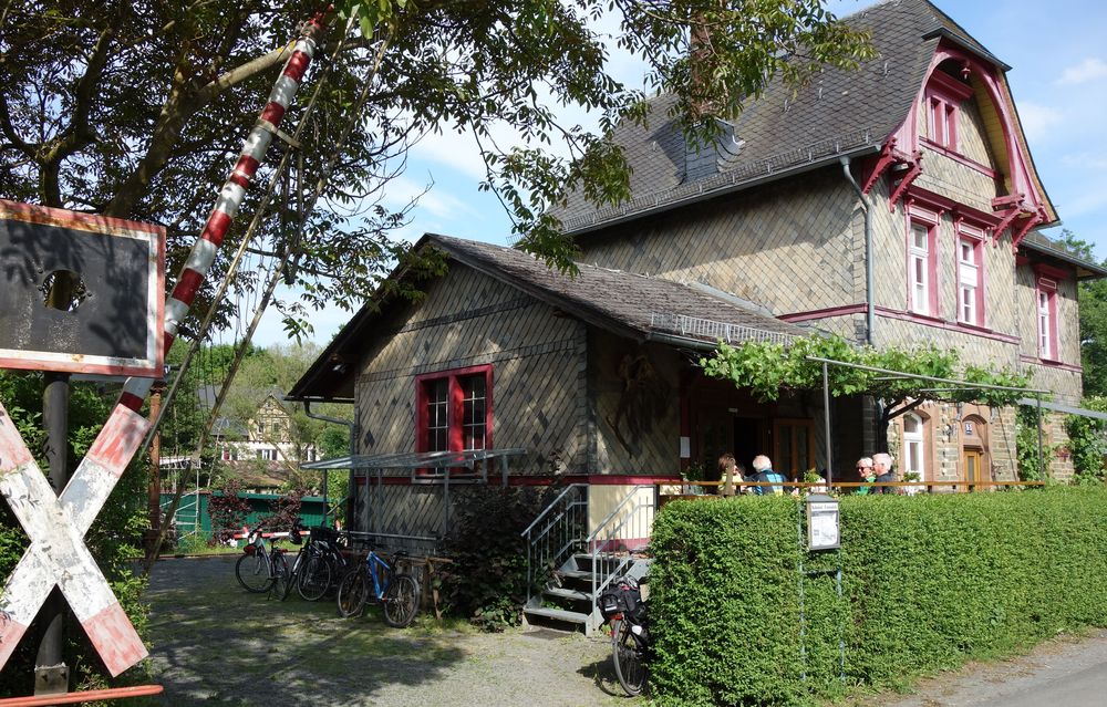 NEU – Freifunk im „Café & Biergarten – Bahnhof Freienfels im Weiltal“